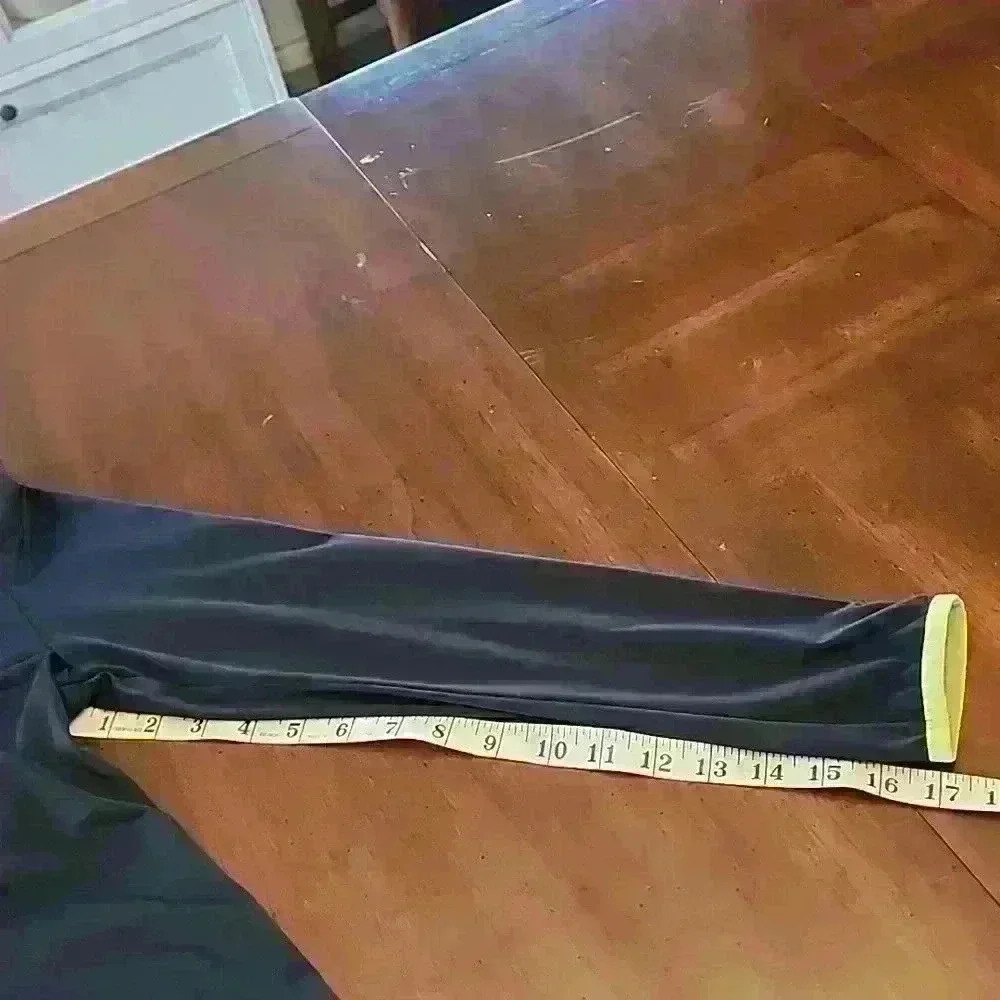 Victoria's Secret half zip - Picture 6 of 9